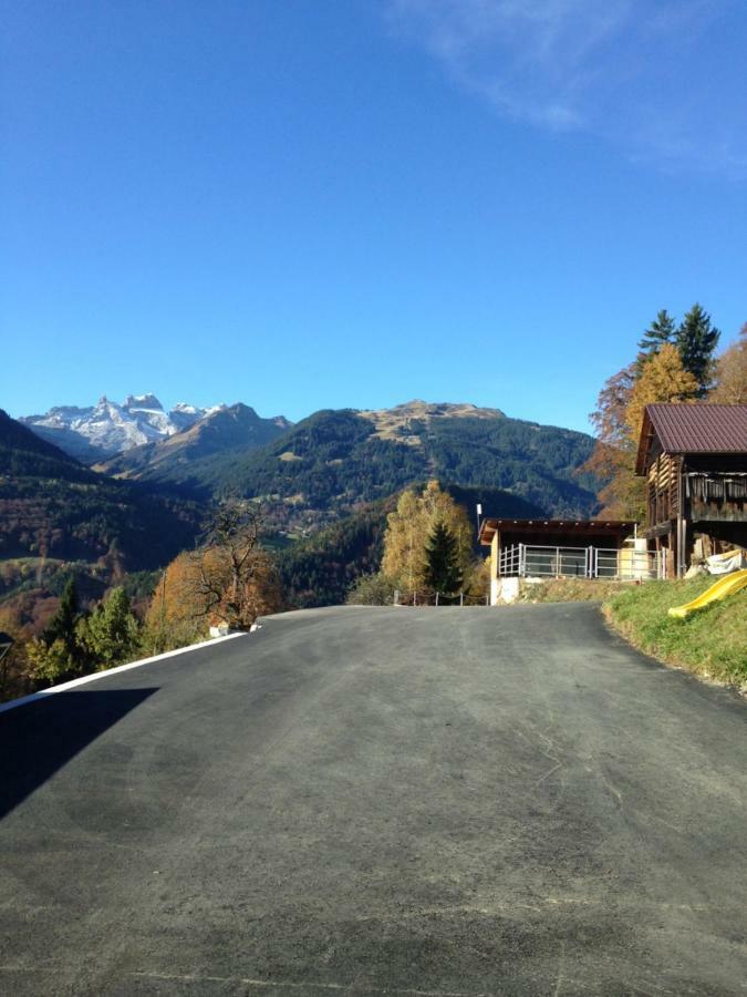 Апартаменты Haus Gruener Wald Бартоломеберг Экстерьер фото